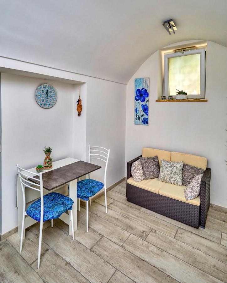 Casa Di Joe Lägenhet Capri Exteriör bild